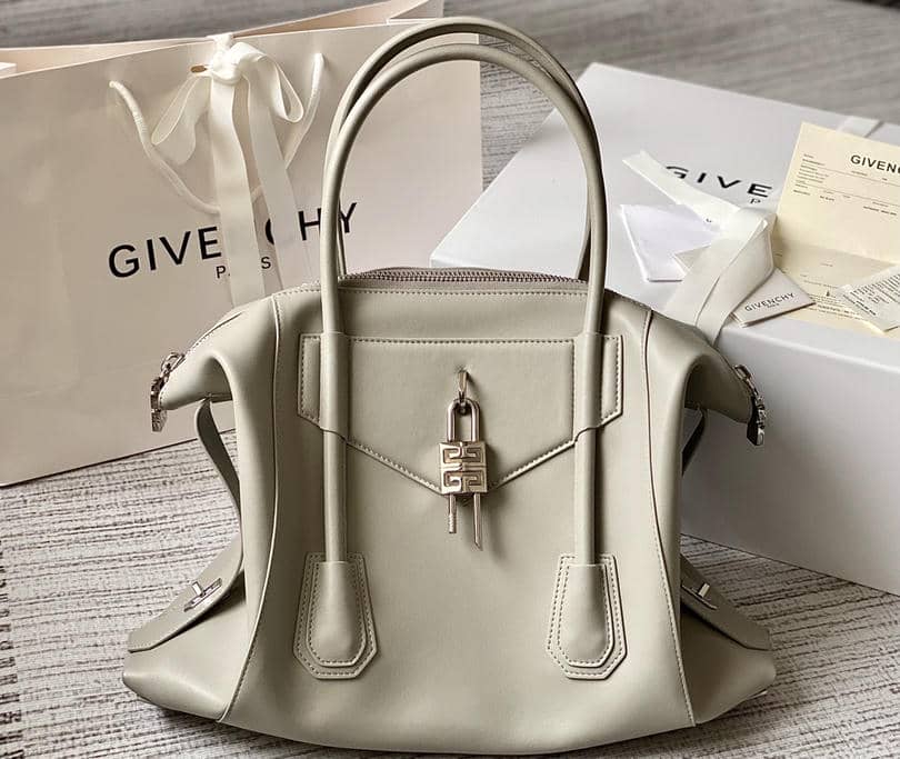 003ANTIGONA LOCK SOFT